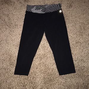 Girls capris yoga pants/ leggings